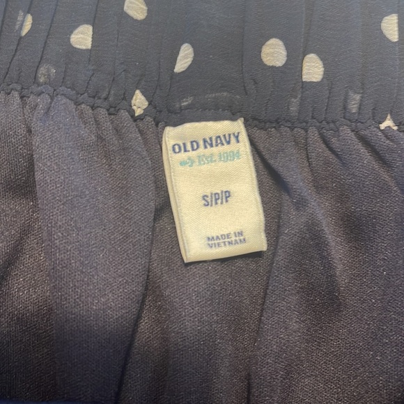NWOT Old Navy skirt in navy blue with white polka dots size small - Picture 9 of 10